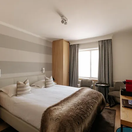 Отель Marie Siska Boutique Кнокке-Хейст